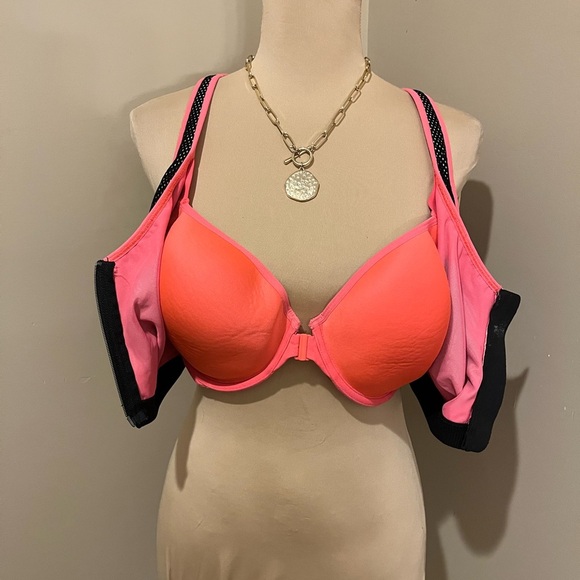 Victoria Secret Sport Black and Pink Zipper Front Sports Bra, 38DD - Picture 2 of 7